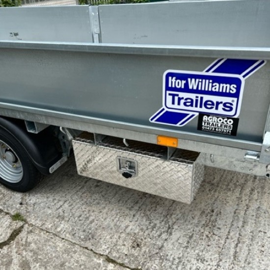 Maypole Chequer Plate Lockable Aluminium Trailer Storage Toolbox - Small Maypole Chequer Plate Lockable Aluminium Trailer Storage Toolbox - Small